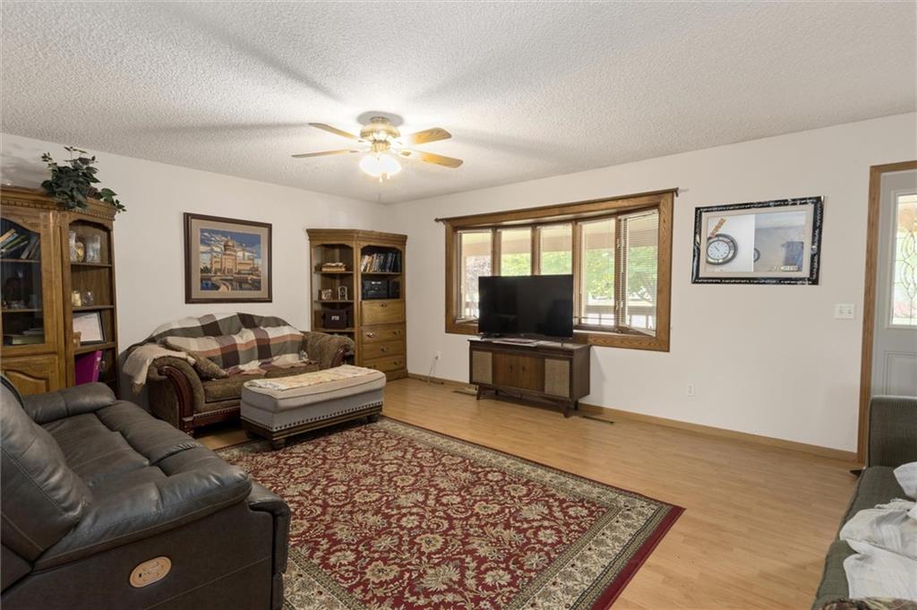 1015 Governors Boulevard Property Photo 7