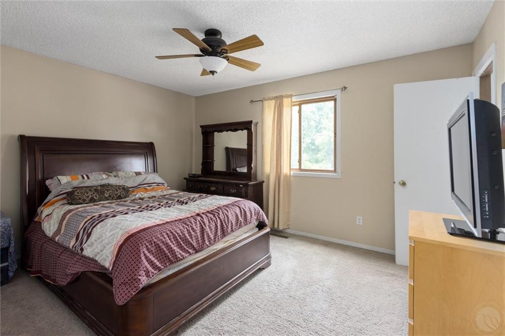 1015 Governors Boulevard Property Photo 16