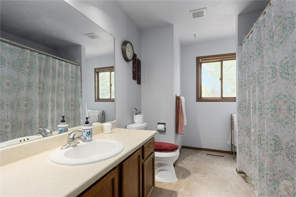1015 Governors Boulevard Property Photo 18