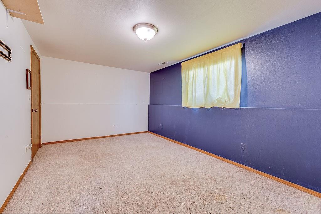 850 Caroline Property Photo 25