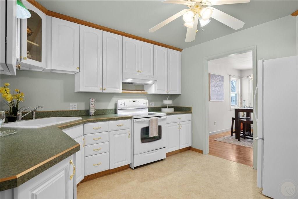 223 Fair Park Drive Property Photo 4