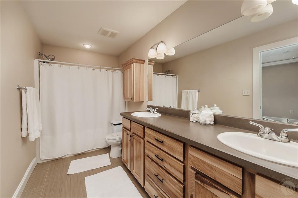 2924 Golden Acres Drive Property Photo 13