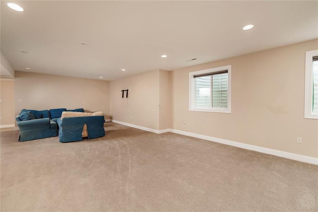 2924 Golden Acres Drive Property Photo 19