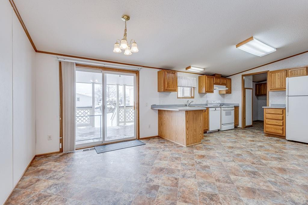 859 Joyce Circle Property Photo 16