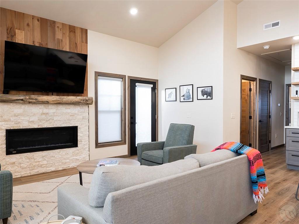 11 Alpine Basin Loop Property Photo 4