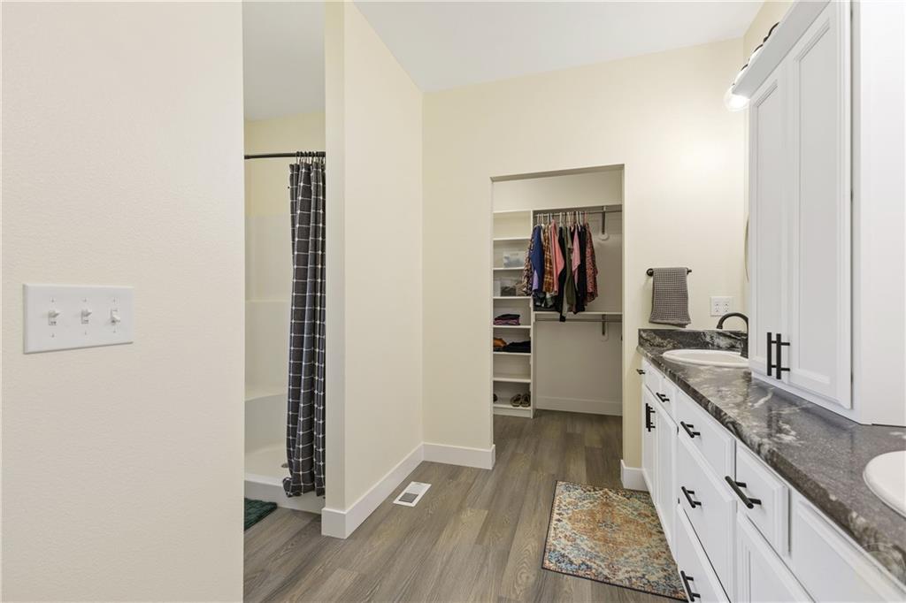 907 Mission Oaks Dr Property Photo 12