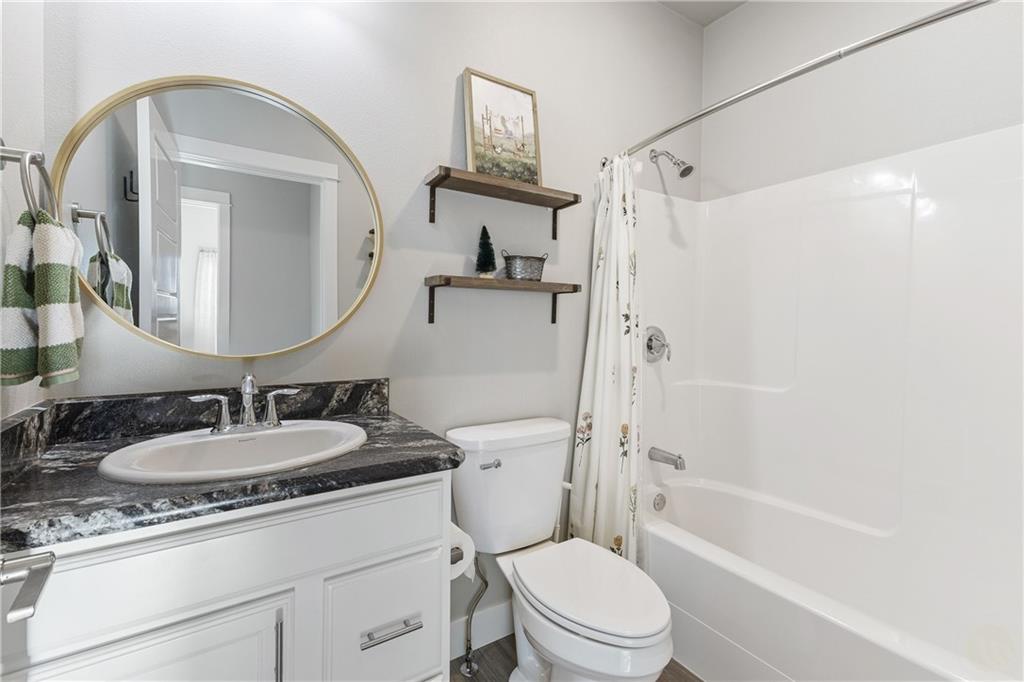 907 Mission Oaks Dr Property Photo 20