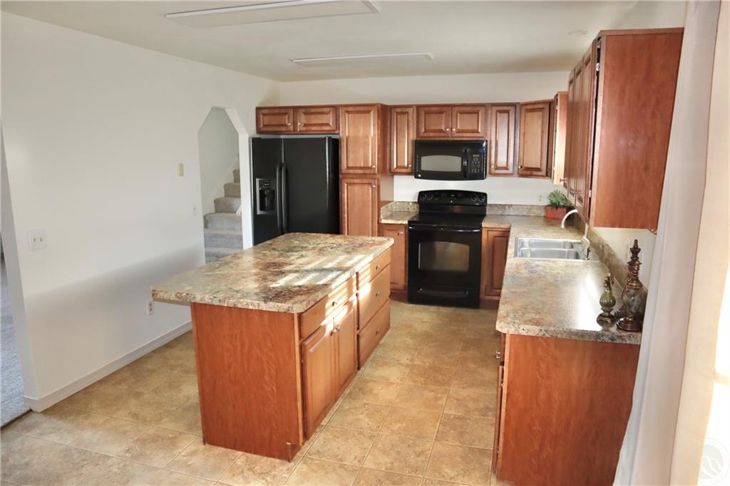 2480 32nd St Property Photo 8