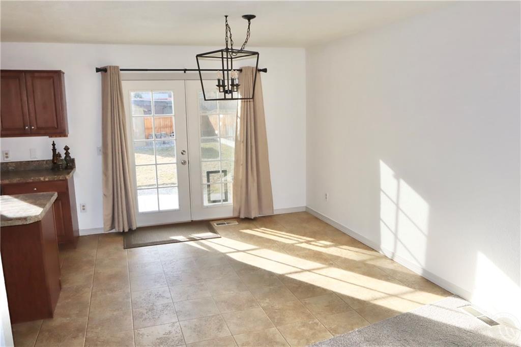 2480 32nd St Property Photo 10