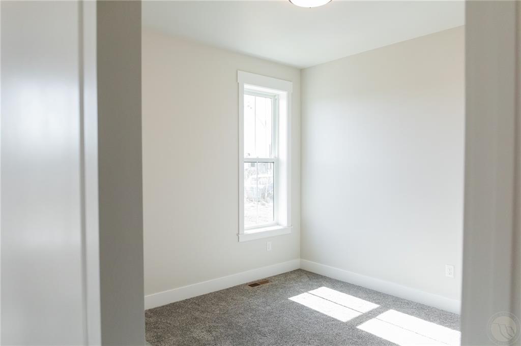 1892 St Peter Lane Property Photo 11