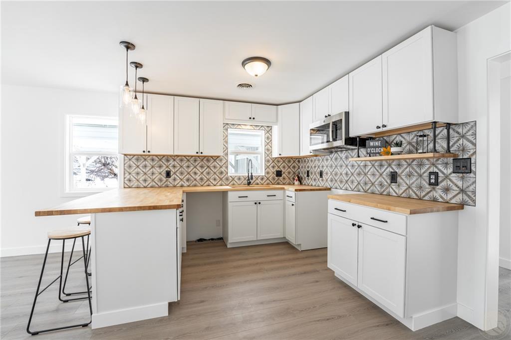 213 8th Street W Property Photo 8