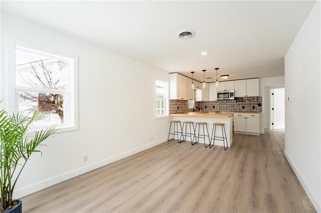 213 8th Street W Property Photo 10