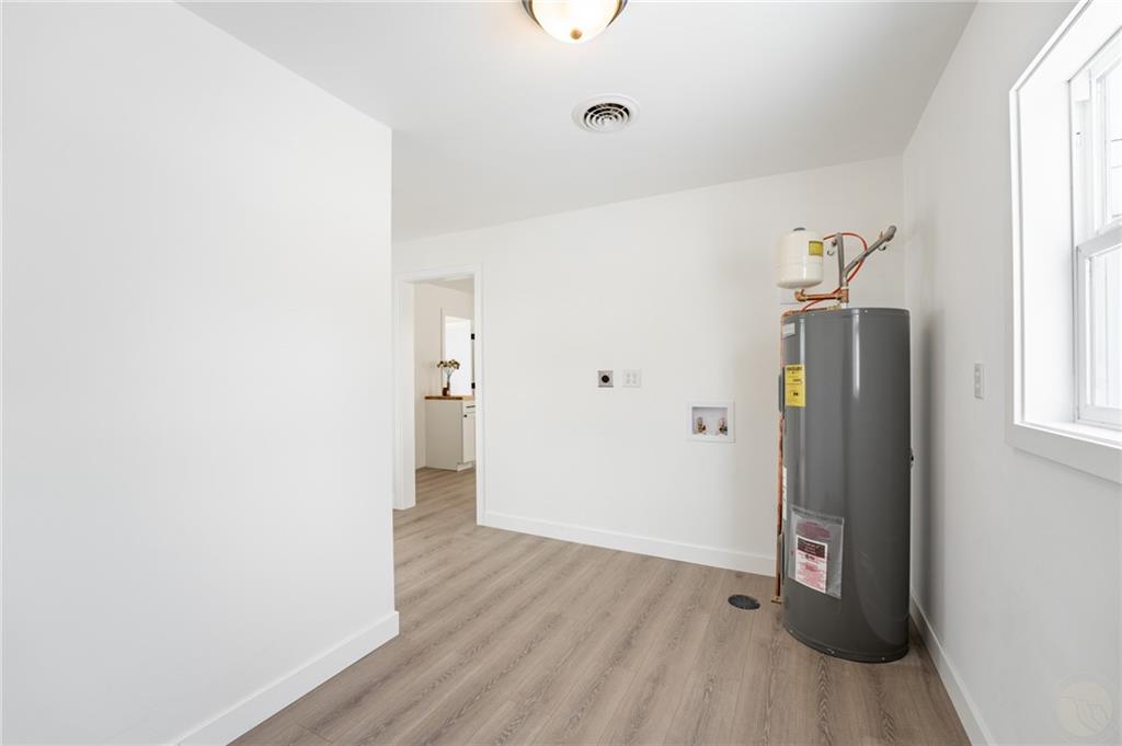 213 8th Street W Property Photo 17