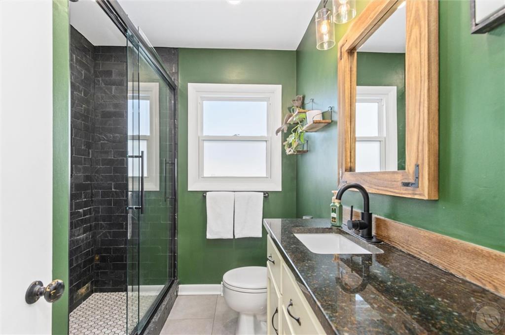 1009 Avenue F Property Photo 15