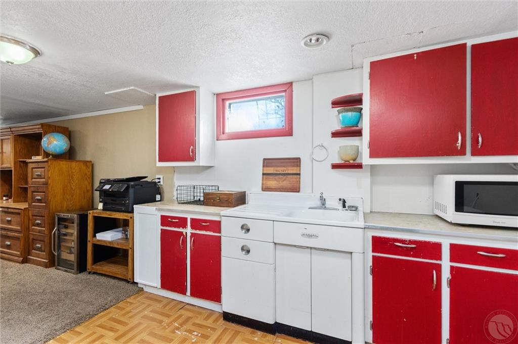 1009 Avenue F Property Photo 27