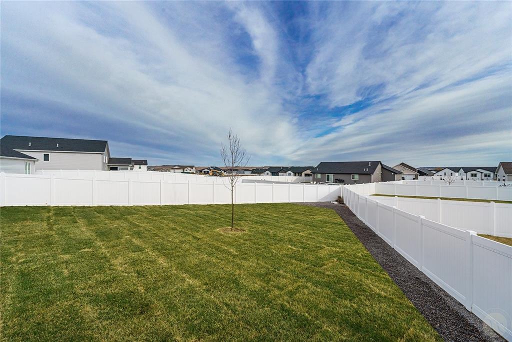 990 Matador Avenue Property Photo 2