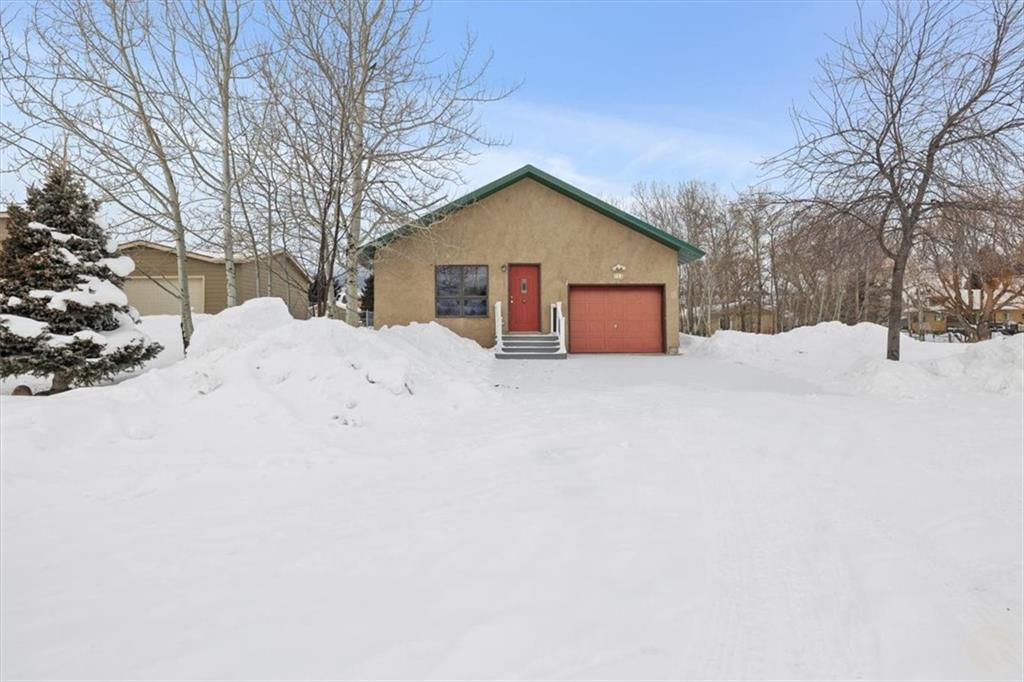 715 N Cooper Avenue Property Photo 1
