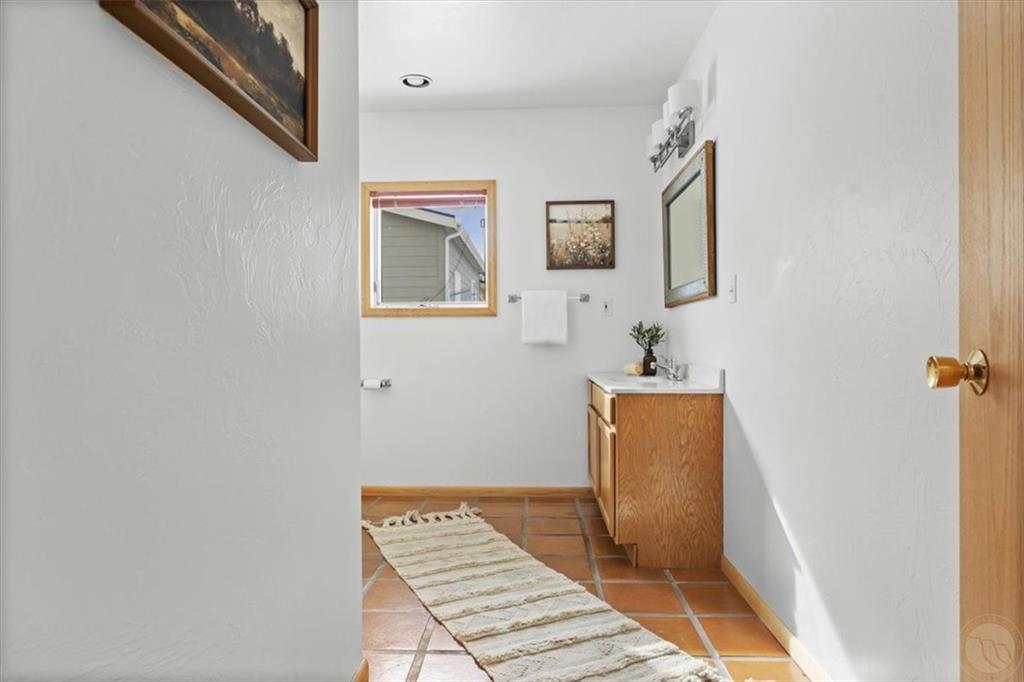 715 N Cooper Avenue Property Photo 19