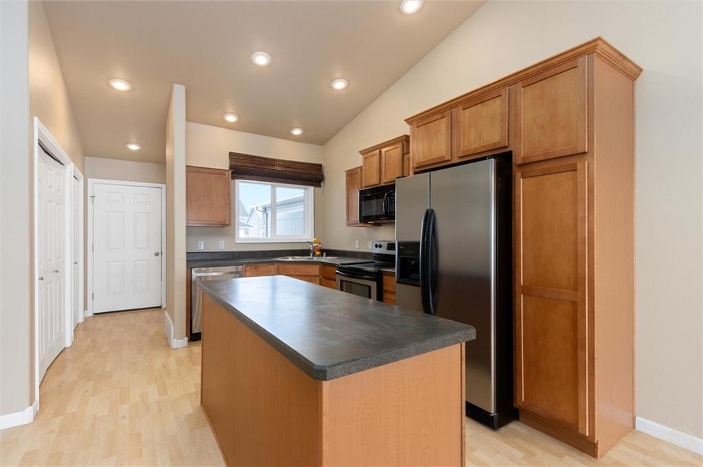 1040 Picador Way Property Photo 6