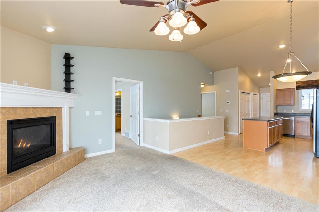 1040 Picador Way Property Photo 11