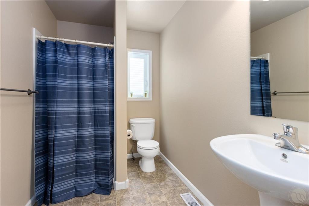 1040 Picador Way Property Photo 17
