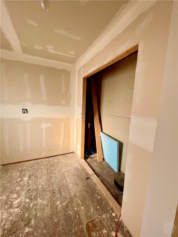 0 New York Property Photo 20