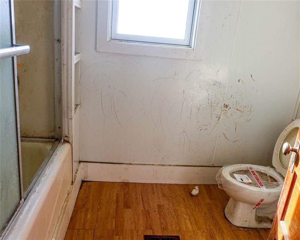 918 1st Street Property Photo 13