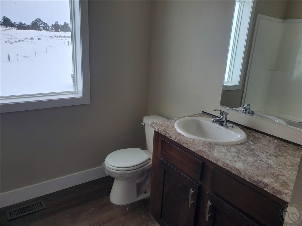 15615 Wellhouse Road Property Photo 6