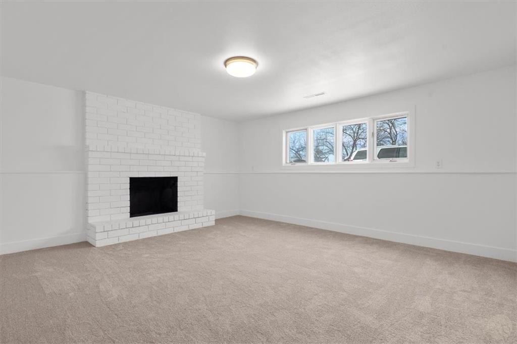 955 Barbara Drive Property Photo 13
