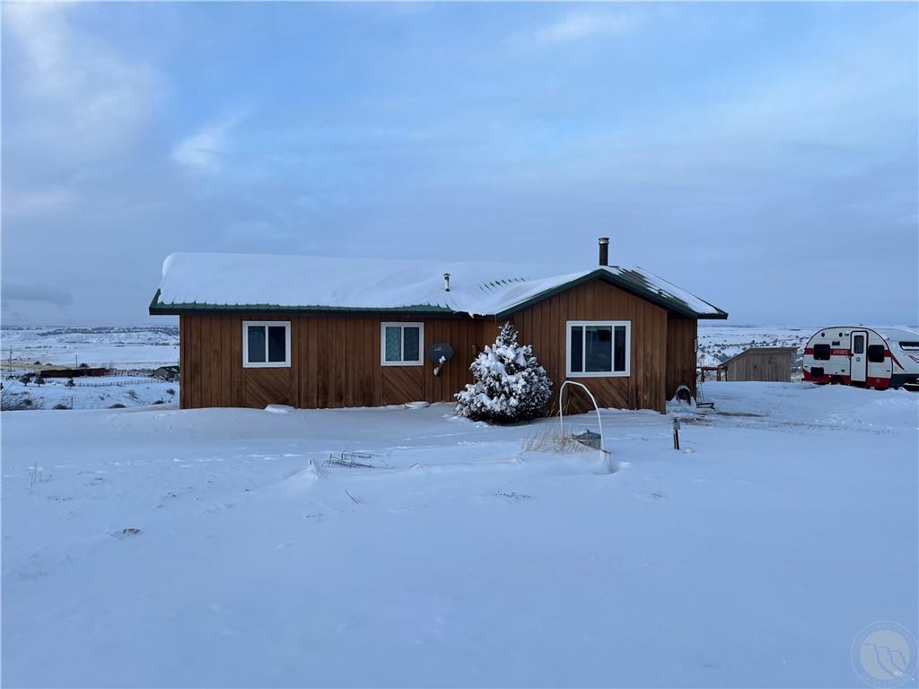 6823 Helfrick Rd Property Photo 1