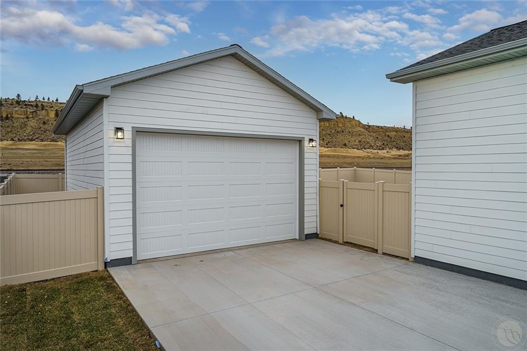7039 Bronze Boulevard Property Photo 3