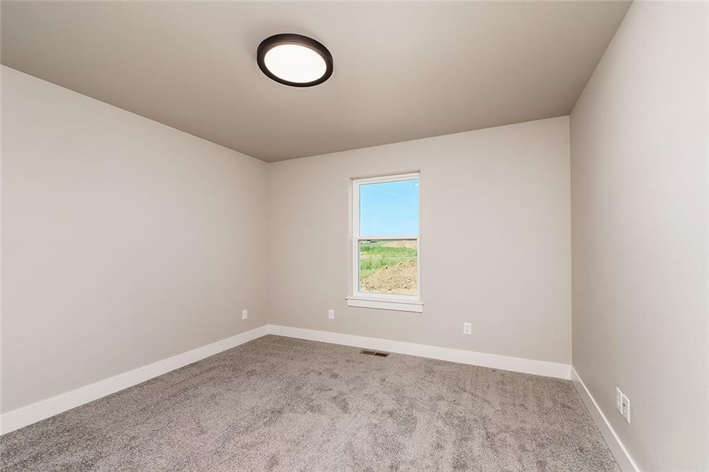 7039 Bronze Boulevard Property Photo 14