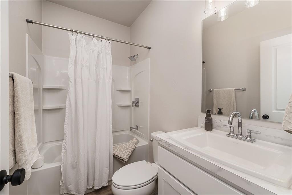 6177 Eva Marie Lane Property Photo 12
