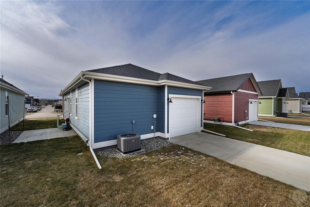 6177 Eva Marie Lane Property Photo 17
