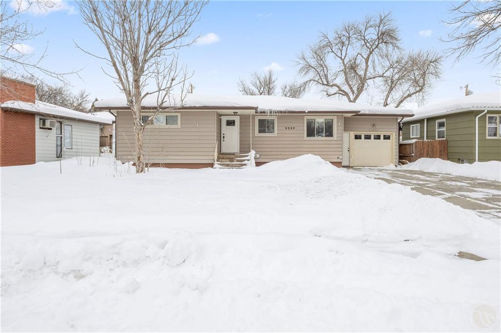 2525 Custer Avenue Property Photo 1