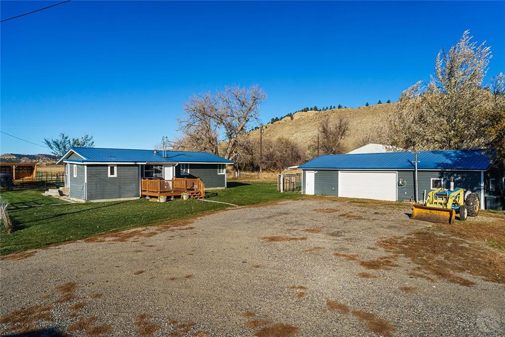 601 Frontage Rd Property Photo