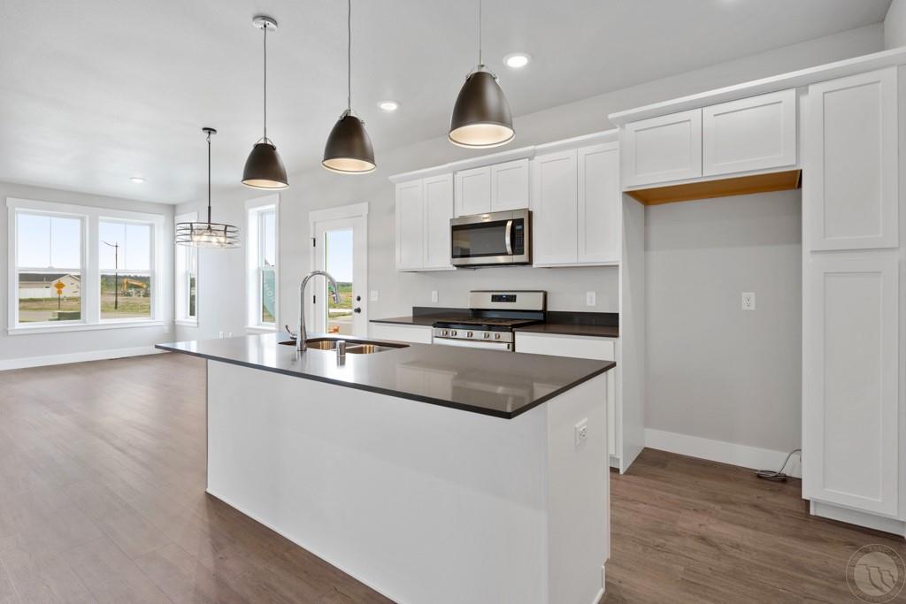 1812 Annafeld Parkway Property Photo 3