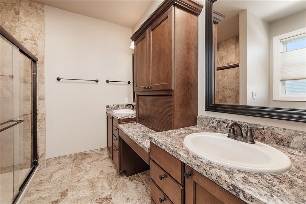 6815 Trailake Dr Property Photo 10