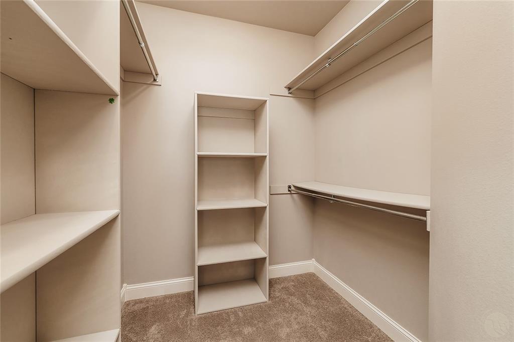 6815 Trailake Dr Property Photo 12