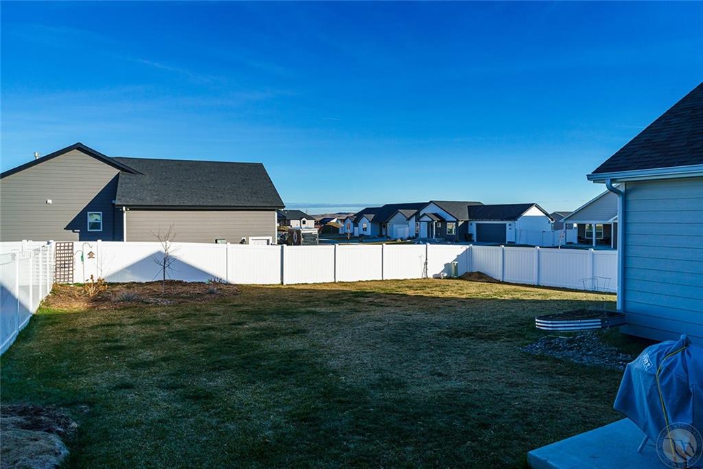 2128 Entrada Road Property Photo 18