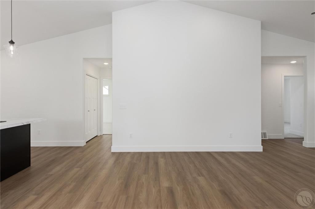 464 Montecito Avenue Property Photo 8