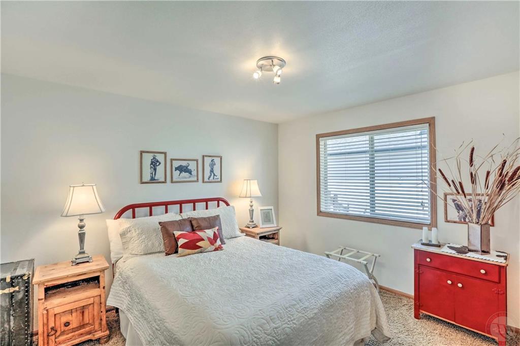 20 Pine Drive Property Photo 8
