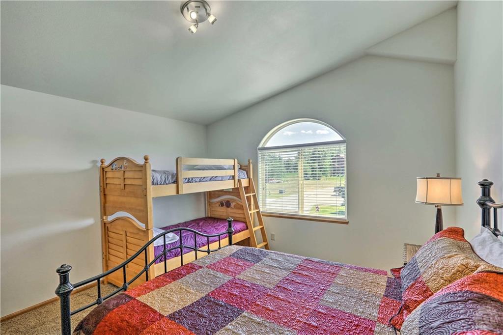 20 Pine Drive Property Photo 19
