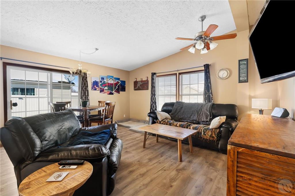 1502 Glacier Peak Circle 3 Property Photo 11