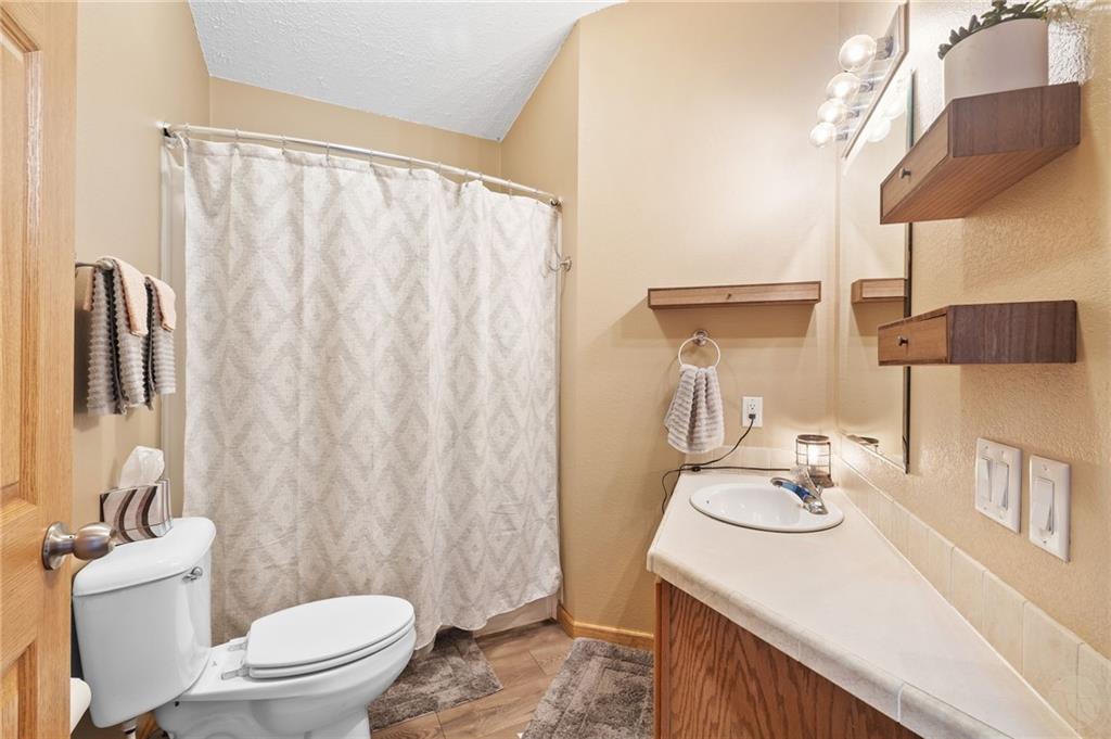 1502 Glacier Peak Circle 3 Property Photo 12