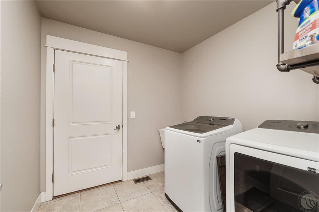 509 Lacey Road Property Photo 15