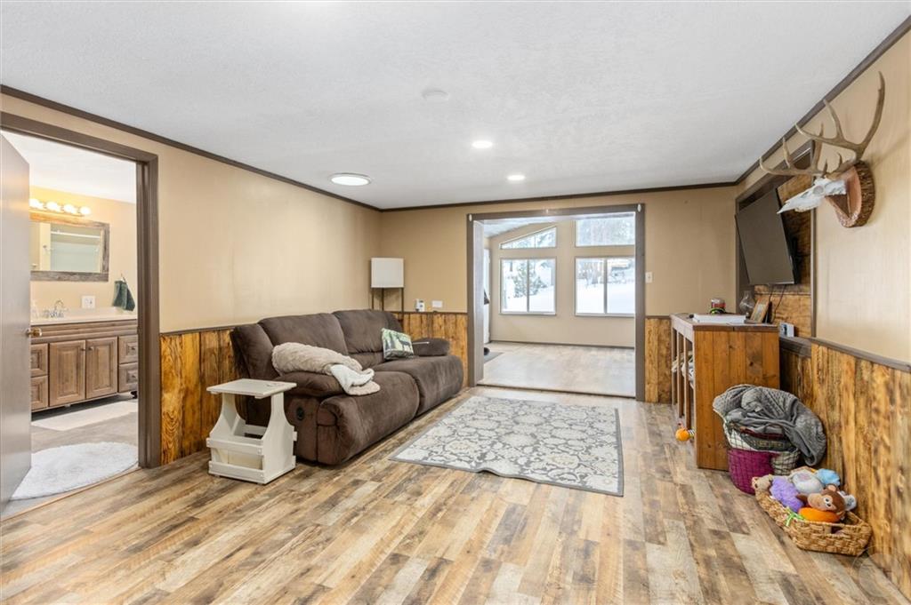 13 Hillcrest Road Property Photo 12