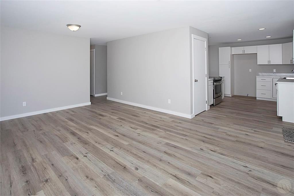 220 Pueblo Drive Property Photo 3