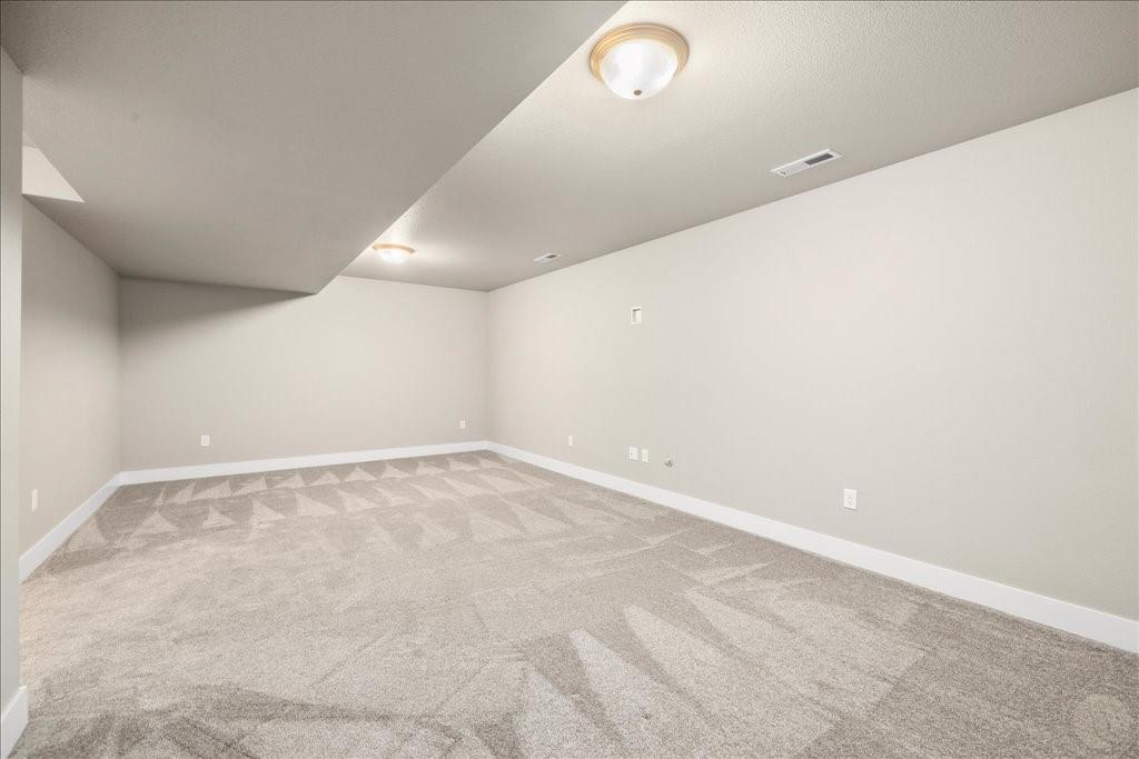 1809 Annas Garden Ln Property Photo 18