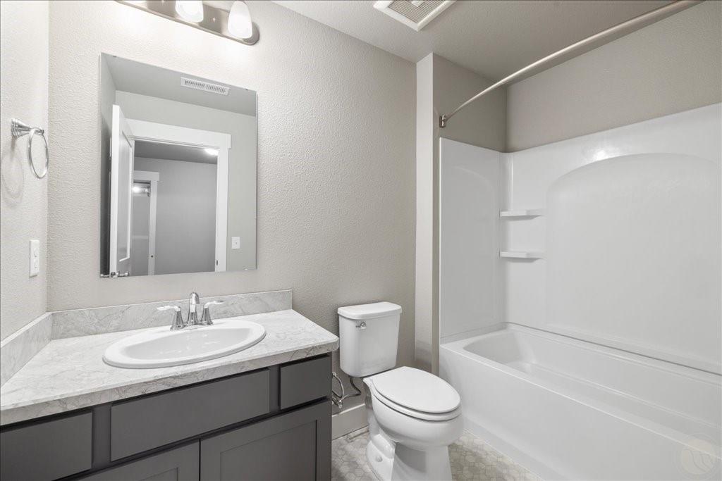 1809 Annas Garden Ln Property Photo 20